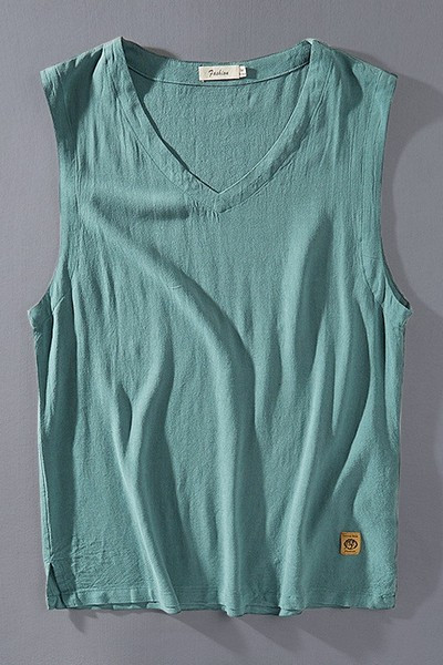 Ανδρικό φανελάκι με λαιμόκοψη 