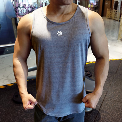 Gyorsan száradó anyagból készült férfi felső - sportoláshoz