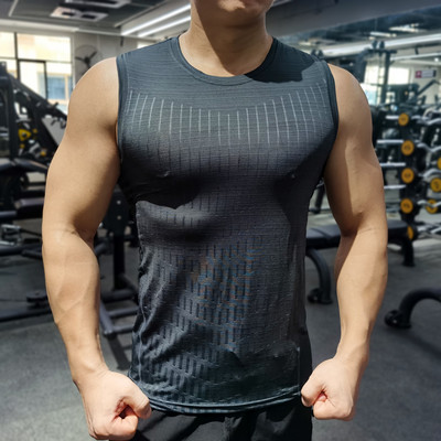 Αθλητικό γιλέκο από ύφασμα που στεγνώνει γρήγορα με φαρδιές τιράντες