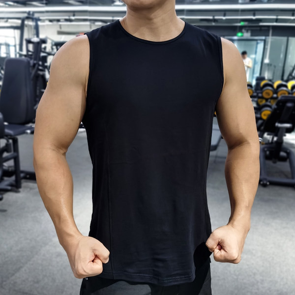 Muška majica bez rukava s ovalnim izrezom