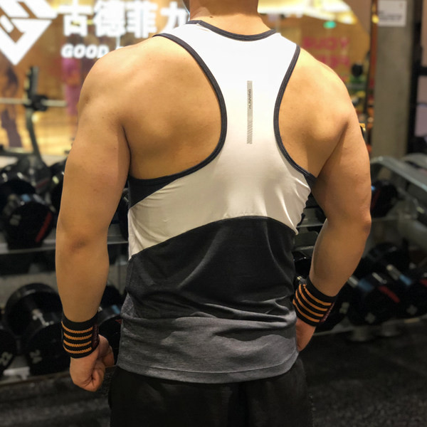 Muška sportska majica bez rukava u više boja