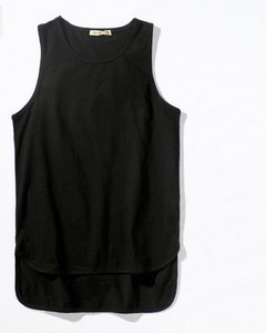 Férfi sportcipő ovális nyakkivágással - tiszta modell