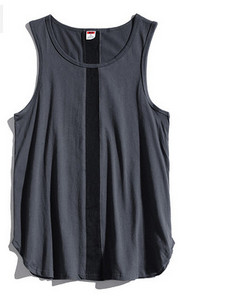 Férfi sportcipő ovális nyakkivágással - tiszta modell