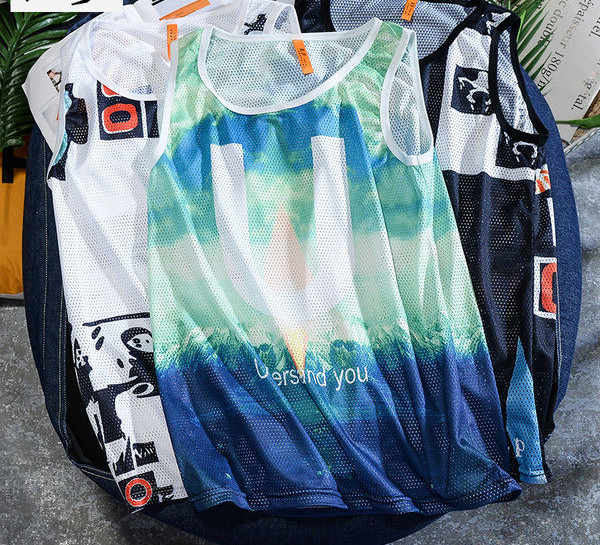 Alkalmi férfi felső ovális nyakkivágással