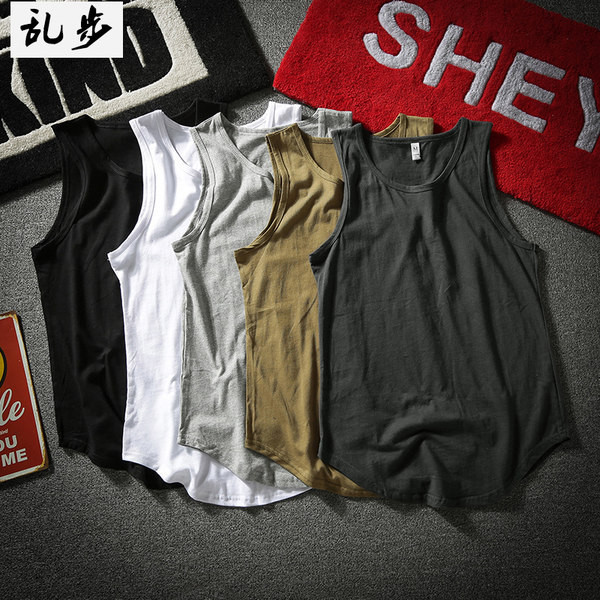 Ümara kaelusega meeste topp – mitut värvi