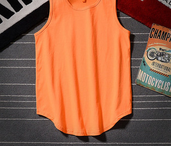 Férfi felső, kerek nyakkivágással, több színben