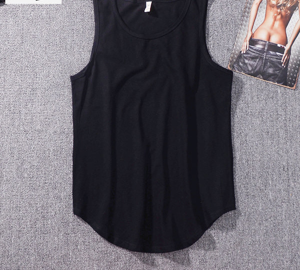 Férfi felső, kerek nyakkivágással, több színben