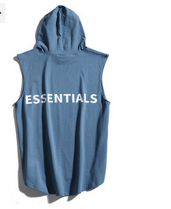 Széles modell férfi akasztófülke kapucnival és megkötővel