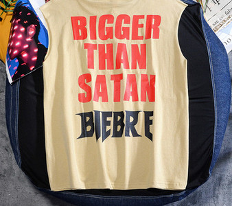 Meeste igapäevane sporditank aplikatsiooni ja pealdisega