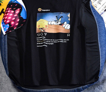 Meeste igapäevane sporditank aplikatsiooni ja pealdisega