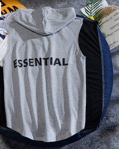 Új modell férfi felső, kapucnival és feliratos nyomattal