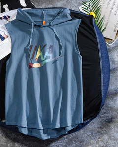 Új modell férfi felső, kapucnival és feliratos nyomattal