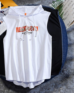 Új modell férfi felső, kapucnival és feliratos nyomattal