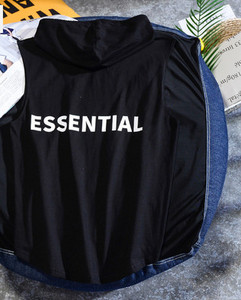 Új modell férfi felső, kapucnival és feliratos nyomattal