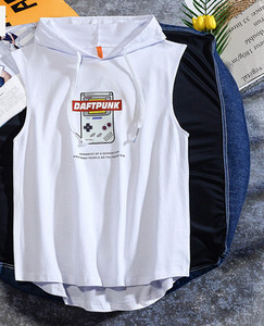 Új modell férfi felső, kapucnival és feliratos nyomattal