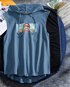 Új modell férfi felső, kapucnival és feliratos nyomattal