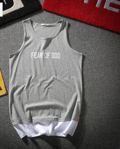 Férfi egyszínű felső, kerek nyakkivágással - sportoláshoz alkalmas