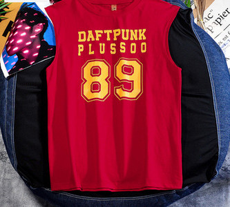 Feliratos férfi felső