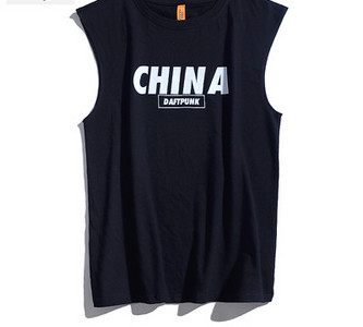 Feliratos férfi felső