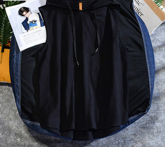 Ανδρικό casual φανελάκι με κορδόνια και κουκούλα - πολλά χρώματα