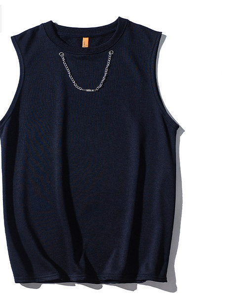 Új modell férfi felső lánccal és kerek nyakkivágással