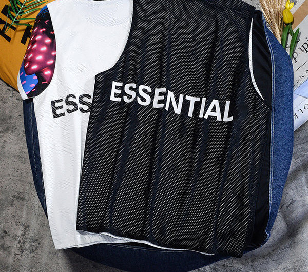 Νέο μοντέλο βαμβακερό ανδρικό φανελάκι με επιγραφή και απλικέ