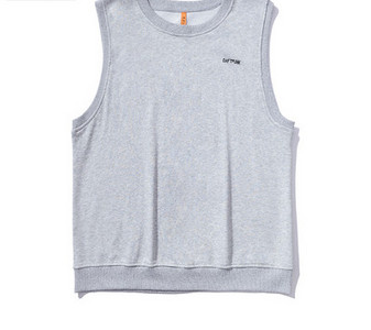 Ανδρικό φανελάκι με στρογγυλή λαιμόκοψη