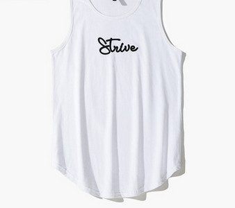 Lai meeste topp kirja ja ovaalse kaelusega