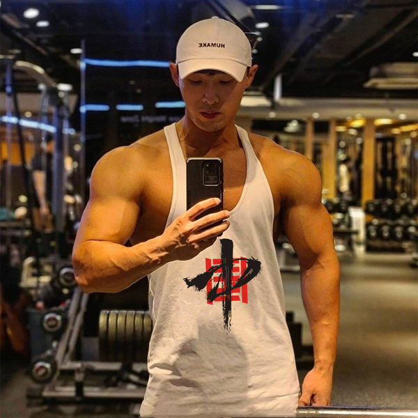 Meeste kehakinnitusega topp aplikatsiooni ja ovaalse kaelusega