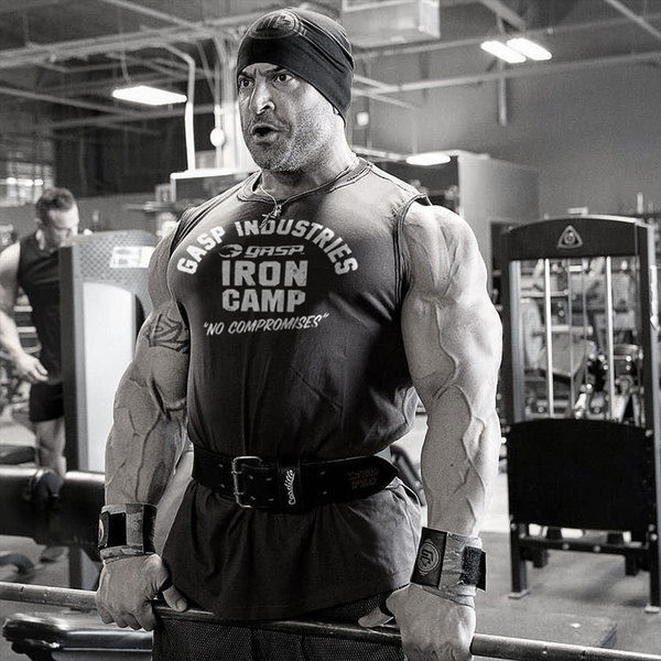 Férfi sportcipő széles pántokkal