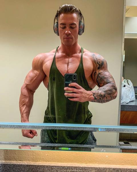 Sportui tinkamas vyriškas kelnes - kelių spalvų