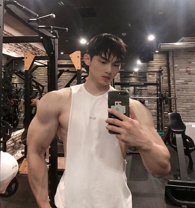 Ανδρικό φανελάκι σε μαύρο και άσπρο - διχρωμία