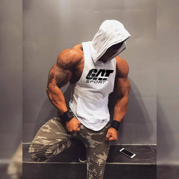 Sportlik meeste kärbitud kapuutsiga topp