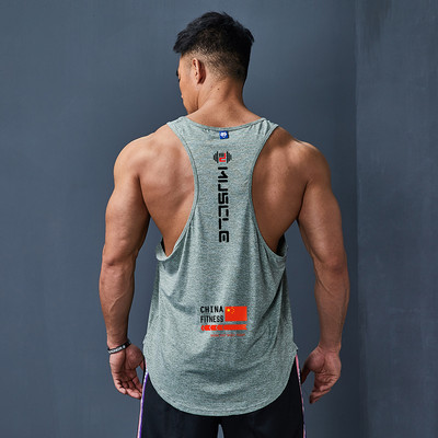 Pamučni sportski izrezani model bez rukava