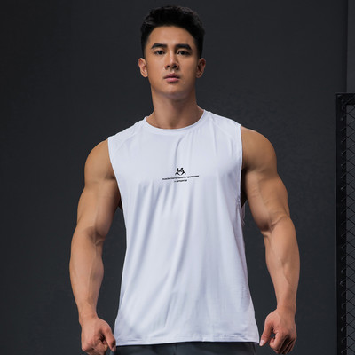 Αθλητικό ανδρικό φανελάκι με οβάλ λαιμόκοψη