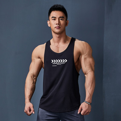 Αθλητικό ανδρικό φανελάκι από ύφασμα που στεγνώνει γρήγορα - κομμένο μοντέλο