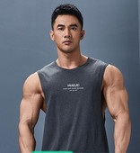 Férfi felső felirattal és kerek nyakkivágással - három színben