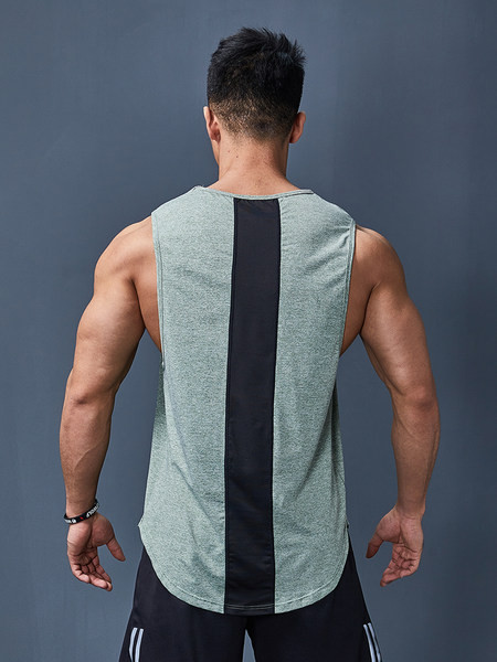 Νέο μοντέλο ανδρικού φανελάκι κατάλληλο για σπορ