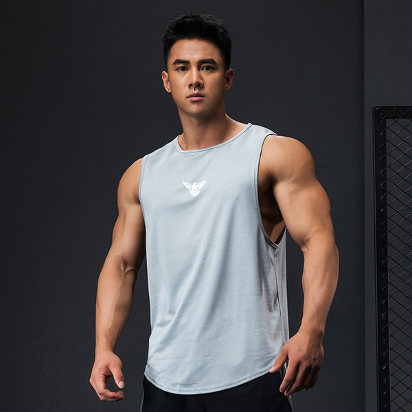 Sport tank top kivágott modell