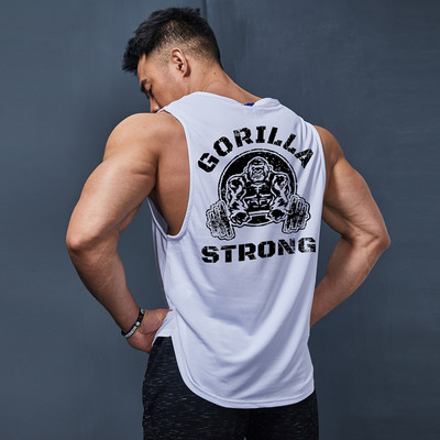 Sportimiseks sobiv meeste topp kirjadega