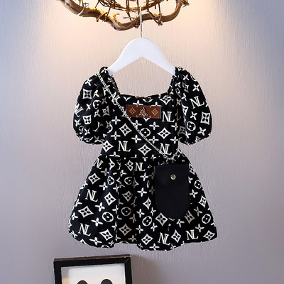 Moodne laste kleit tüdrukutele lillemotiividega