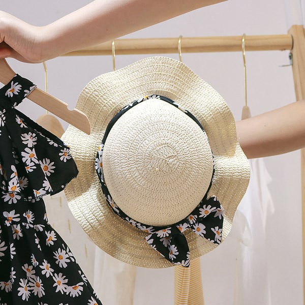 Moodne laste kleit tüdrukutele lillemotiividega