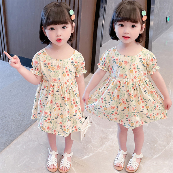 Rövid ujjú, virágmintás gyerekruha