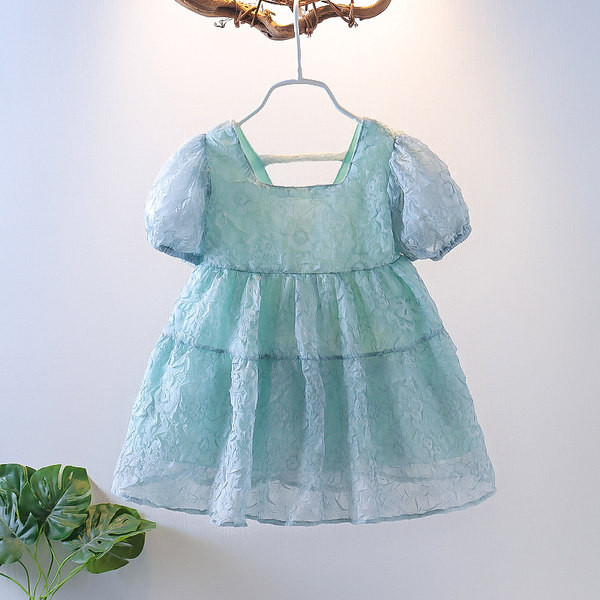 Κομψό παιδικό φόρεμα με κοντά μανίκια