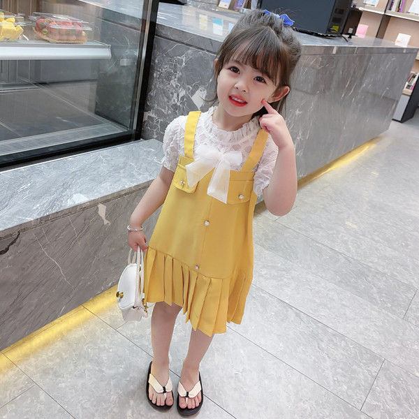 Új modell ruha szalaggal lányoknak