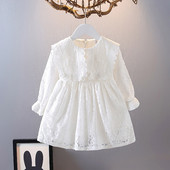 Valge pitsiga lastekleit