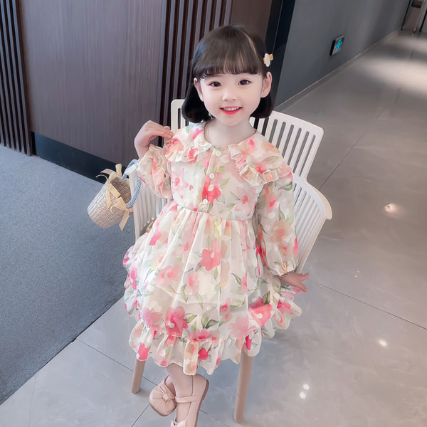 Modern gyerekruha virágos motívumokkal, hosszú ujjal