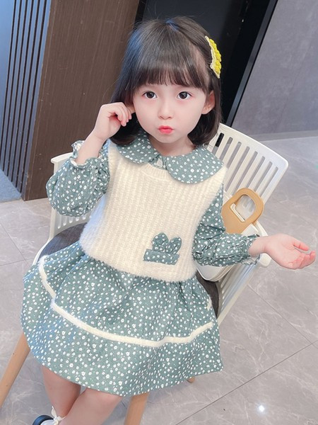 Moderna dječja haljina s dugim rukavima za djevojčice - nekoliko modela