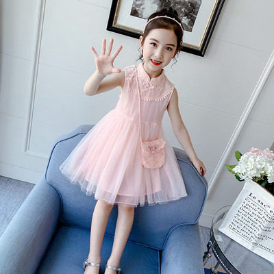 Mitmes värvitoonis laste hülgekleit ja kott