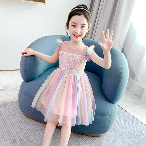 Színes gyerekruha tüllszoknyával és flitterekkel lányoknak